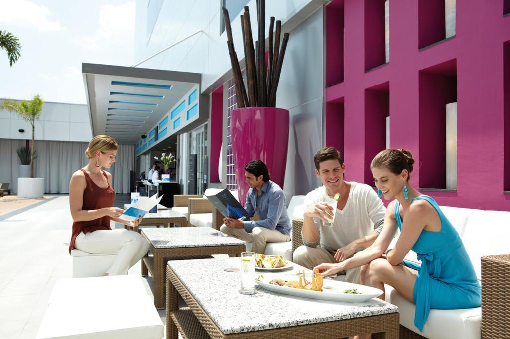 Hotel Riu Plaza Guadalajara Zewnętrze zdjęcie